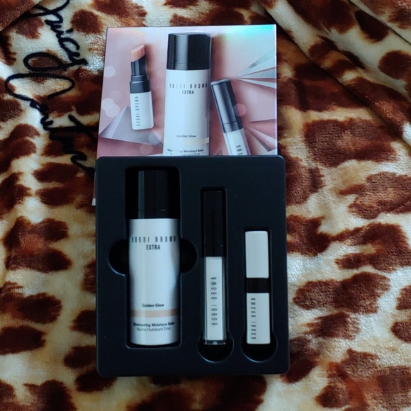 Limited edition Bobbi brown set NEW - Picture 3 of 4